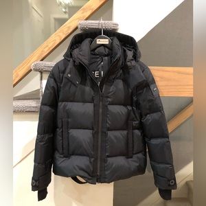 Beautiful women’s Moose Knuckle Power Puff coat